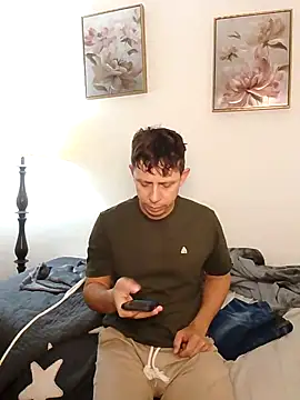 Snapshot of hoy_toyboy chatting on 03-13-25, 05:50 hoy toyboy online show from 03-13-25, 05:50