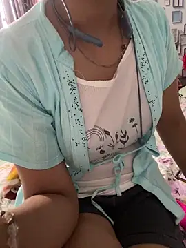 Hot royalbhabhi online show from 03-15-25, 07:31