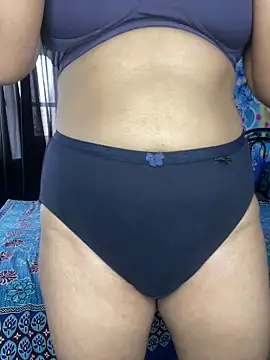 Hot royalbhabhi online show from 02-23-25, 09:55