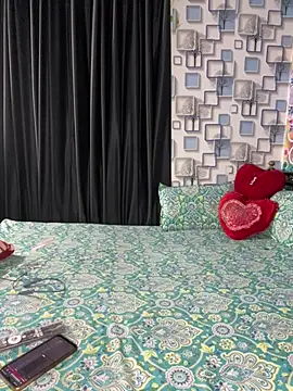 Hot royalbhabhi online show from 02-18-25, 01:33