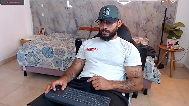 hanz col online show from 12-03-25, 03:44