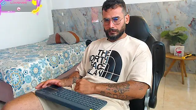 hanz col online show from 10-27-25, 02:40