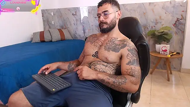 hanz col online show from 10-24-25, 02:05