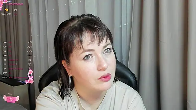 Victoria Di online show from 09-28-25, 02:57
