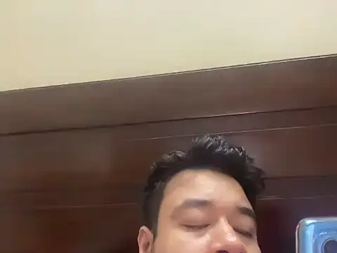 coolboy6566 online show from 10-29-25, 06:45