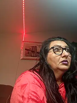 Genoveva73sexy online show from 03-19-25, 09:16
