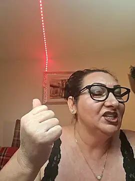 Genoveva73sexy online show from 02-04-25, 06:17