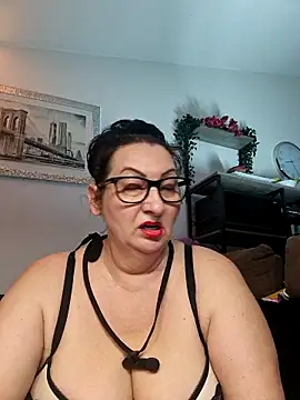 Genoveva73sexy online show from 09-22-25, 06:30