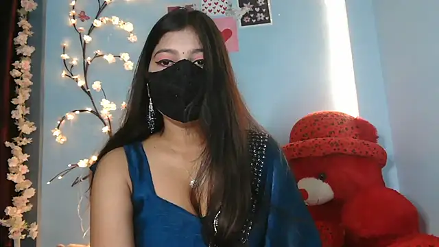 Reena Singh53 online show from 12-14-25, 01:39