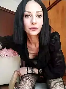 Snapshot of dahlia_82 chatting on 05-22-26, 12:14 dahlia 82 online show from 05-22-26, 12:14