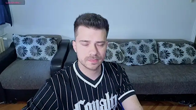 JohnnyStepBro online show from 05-27-26, 09:05