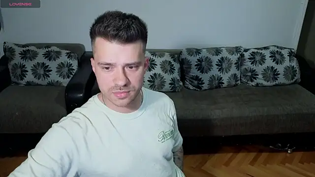 JohnnyStepBro online show from 06-04-26, 07:07