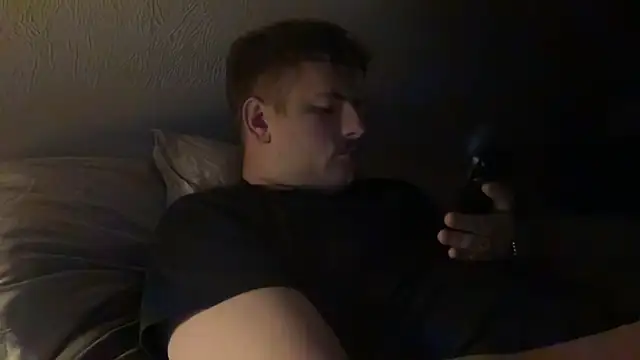 Snapshot of BigSammy1995 chatting on 02-14-25, 02:39 BigSammy1995 online show from 02-14-25, 02:39