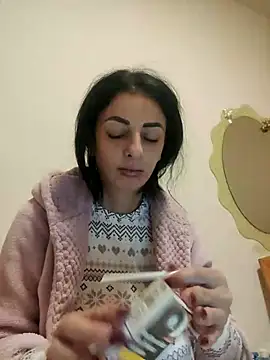 Snapshot of Cataleya442768 chatting on 11-10-25, 05:45 Cataleya442768 online show from 11-10-25, 05:45