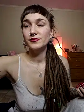 Snapshot of FoxRineHelen chatting on 02-28-25, 05:26 FoxRineHelen online show from 02-28-25, 05:26