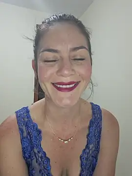 Snapshot of Hanny_24 chatting on 10-21-25, 08:47 Hanny 24 online show from 10-21-25, 08:47