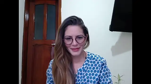Snapshot of Hanny_24 chatting on 01-31-25, 12:51 Hanny 24 online show from 01-31-25, 12:51
