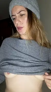 Snapshot of Hanny_24 chatting on 03-10-25, 10:50 Hanny 24 online show from 03-10-25, 10:50