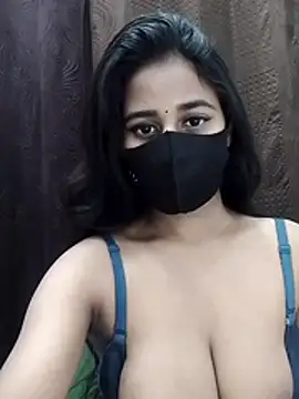 Snapshot of Lalisa_sexy chatting on 05-14-26, 05:04 Lalisa sexy online show from 05-14-26, 05:04