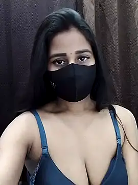 Snapshot of Lalisa_sexy chatting on 05-18-26, 04:18 Lalisa sexy online show from 05-18-26, 04:18