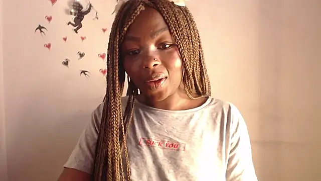  Zooee online show from 07-18-26, 04:04