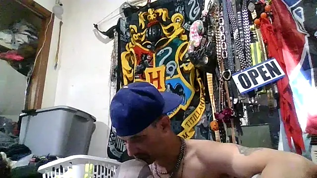 slinginbigD online show from 12-19-25, 05:04