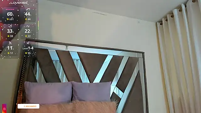 Snapshot of sara_williams01 chatting on 10-13-25, 01:45 sara williams01 online show from 10-13-25, 01:45
