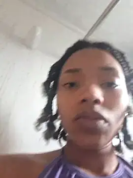 Snapshot of sara_williams01 chatting on 09-14-25, 06:52 sara williams01 online show from 09-14-25, 06:52