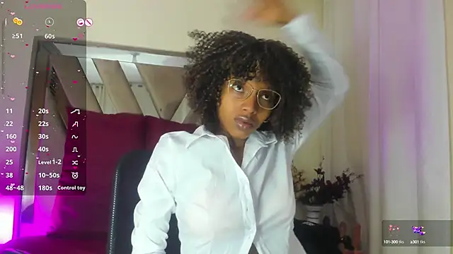 Snapshot of sara_williams01 chatting on 03-09-25, 12:42 sara williams01 online show from 03-09-25, 12:42