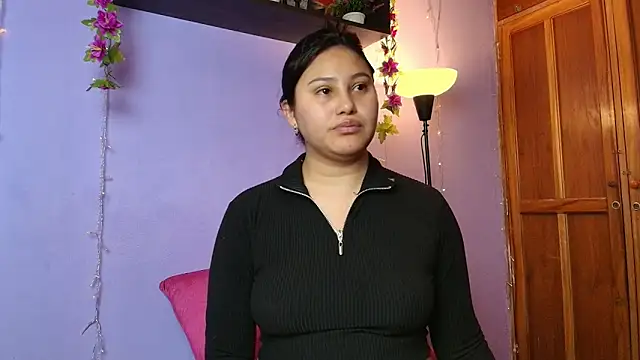 Little Ivy online show from 11-21-25, 05:01