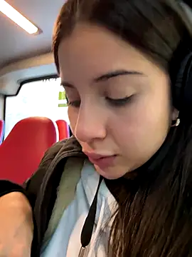 AnitaKariri online show from 11-20-25, 08:37