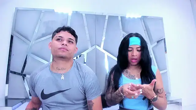 MelissaAndZeuss online show from 03-19-25, 04:25