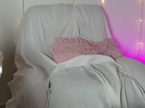 teffi smith25 online show from 11-08-25, 01:25