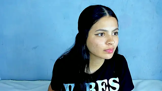 Snapshot of Amandalorense_ chatting on 03-29-26, 03:30 Amandalorense online show from 03-29-26, 03:30