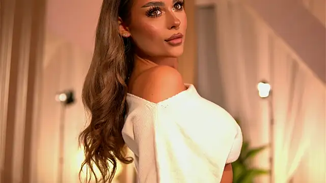 YasmineShaw online show from 09-09-25, 10:41