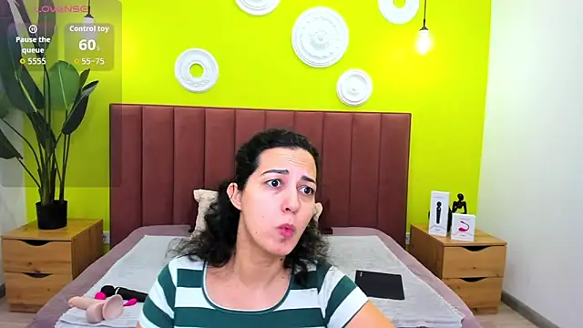 Linda Insatiable online show from 03-16-26, 01:35