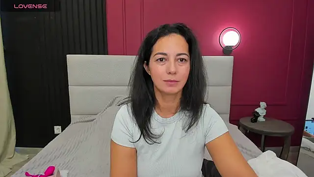 Linda Insatiable online show from 09-21-25, 01:33