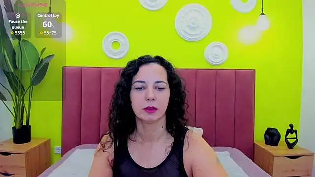 Linda Insatiable online show from 04-09-26, 01:40