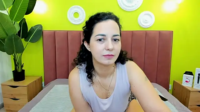 Linda Insatiable online show from 02-05-26, 01:34