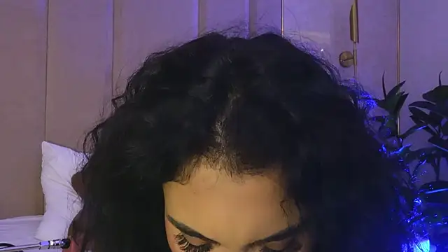 Snapshot of Denise_Taylor chatting on 05-02-26, 05:01 Denise Taylor online show from 05-02-26, 05:01