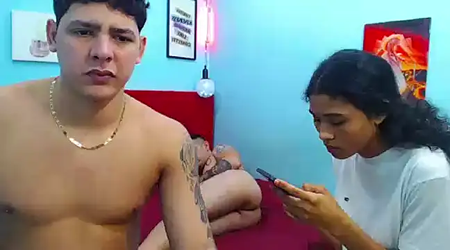 destroys girls online show from 12-10-24, 04:45