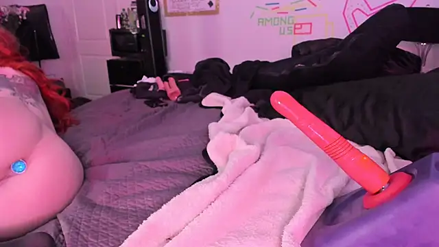 Midnightrose11 online show from 03-01-25, 12:23