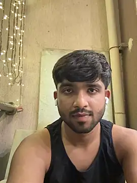 Jhonnn98 online show from 08-05-26, 04:01