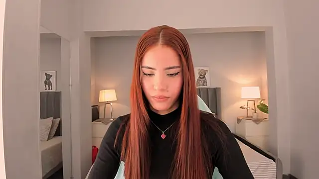 Madie  collins online show from 09-15-25, 11:32