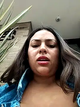 Snapshot of DULCE__26 chatting on 03-06-25, 08:05 DULCE  26 online show from 03-06-25, 08:05