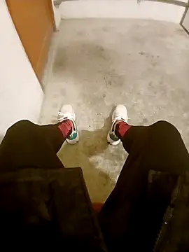 casper0303 online show from 12-22-25, 08:42