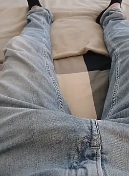 casper0303 online show from 09-29-25, 07:26