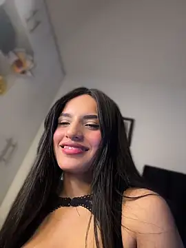 Snapshot of Dulceeany chatting on 06-14-26, 06:42 Dulceeany online show from 06-14-26, 06:42