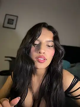 Snapshot of Dulceeany chatting on 08-04-26, 01:43 Dulceeany online show from 08-04-26, 01:43