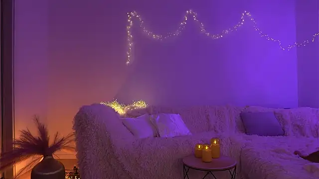 lorrie love story online show from 03-06-26, 10:54